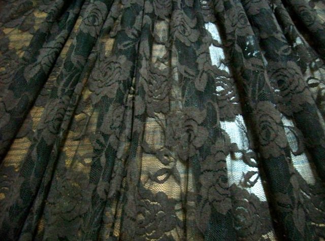 6.Brown Putul Flower Lace